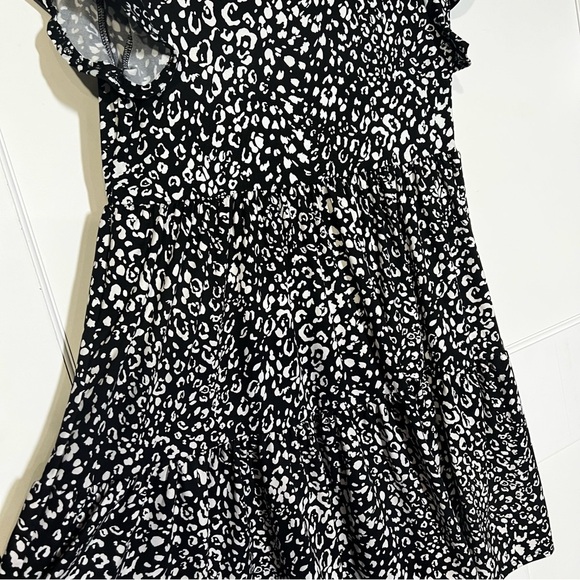 Jessica Simpson Pullover Floral Dress Black and White Pleated Wrap Size XL NWT - Picture 7 of 7